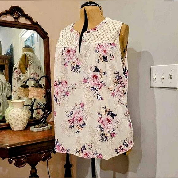 NWOT 2X Lavish Sheer Shoulder Top - Picture 9 of 9